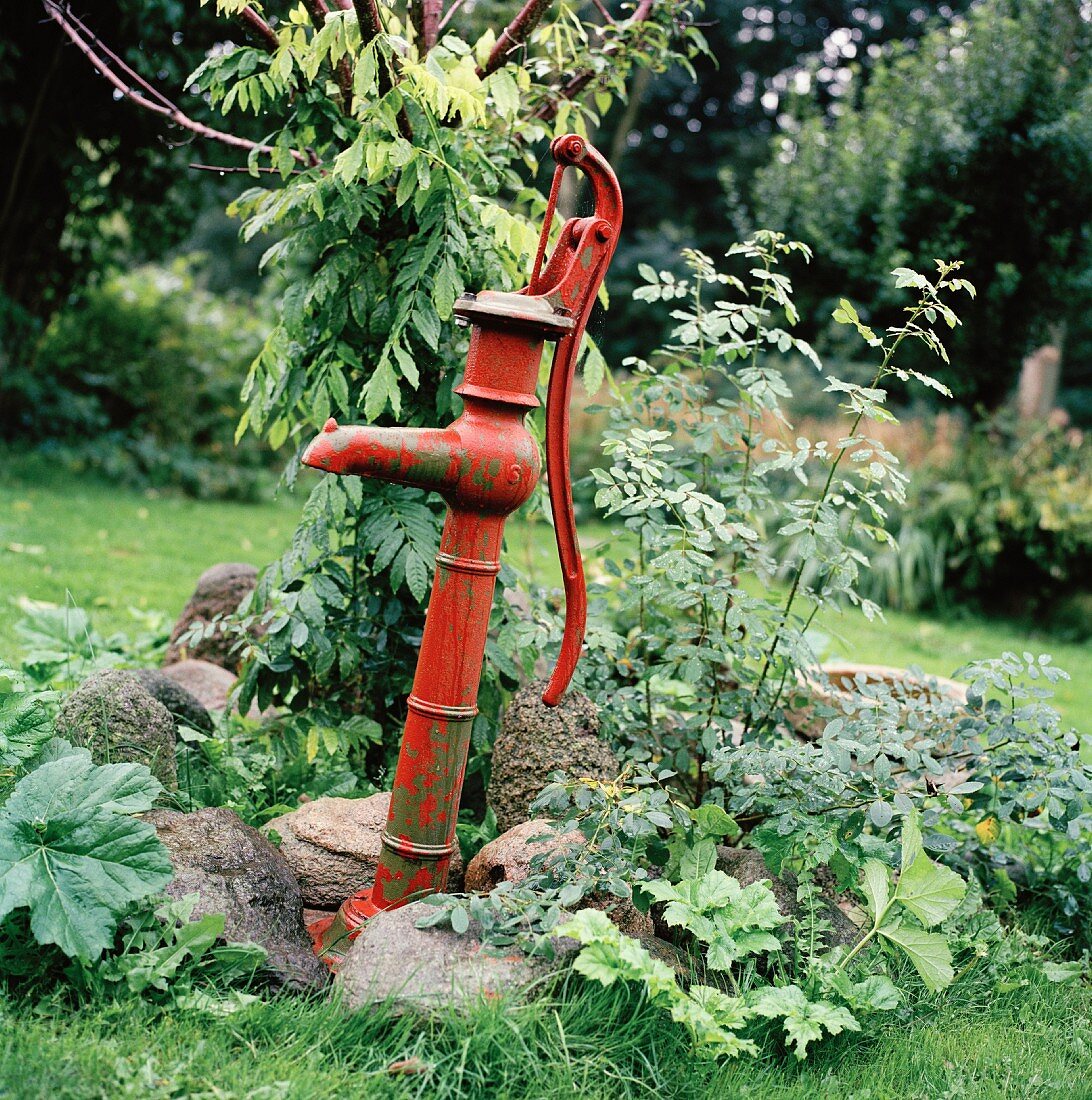 Brunnen im Garten