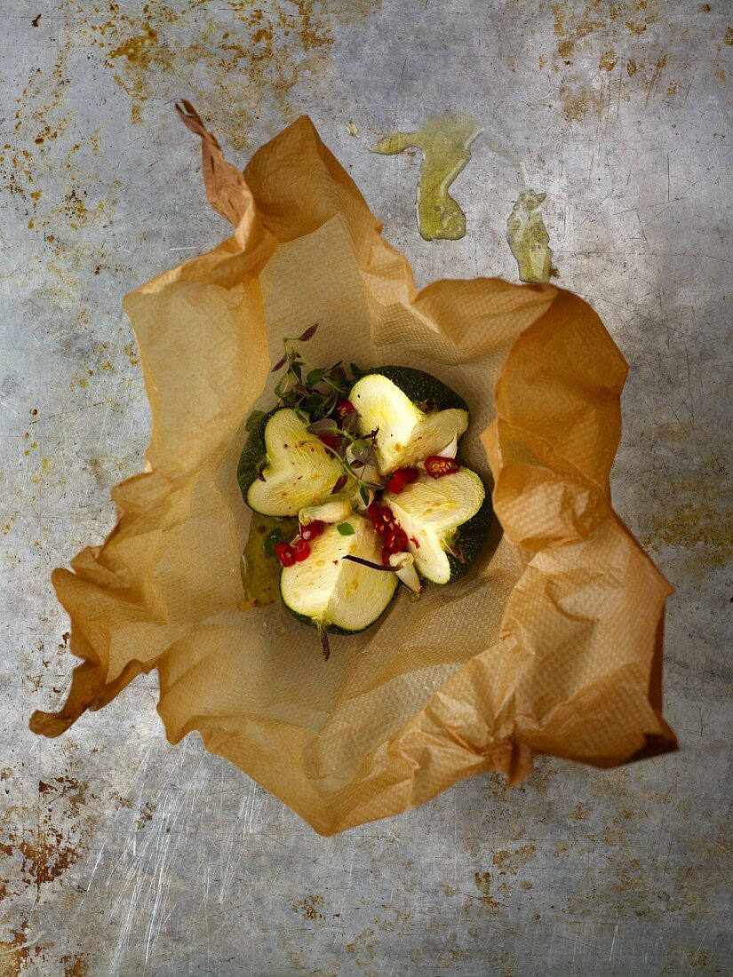 Zucchini roasted in foil