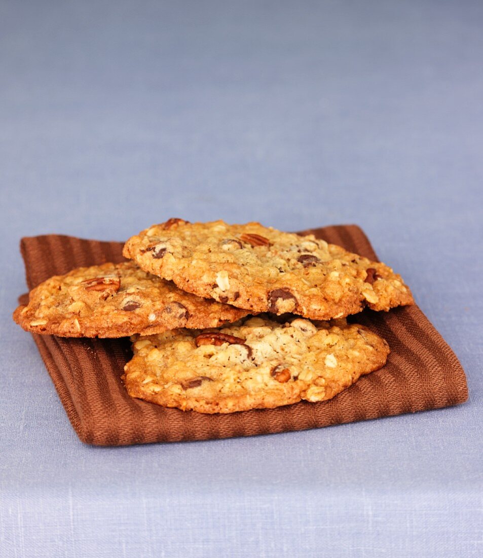 Haferflocken-Nuss-Cookies