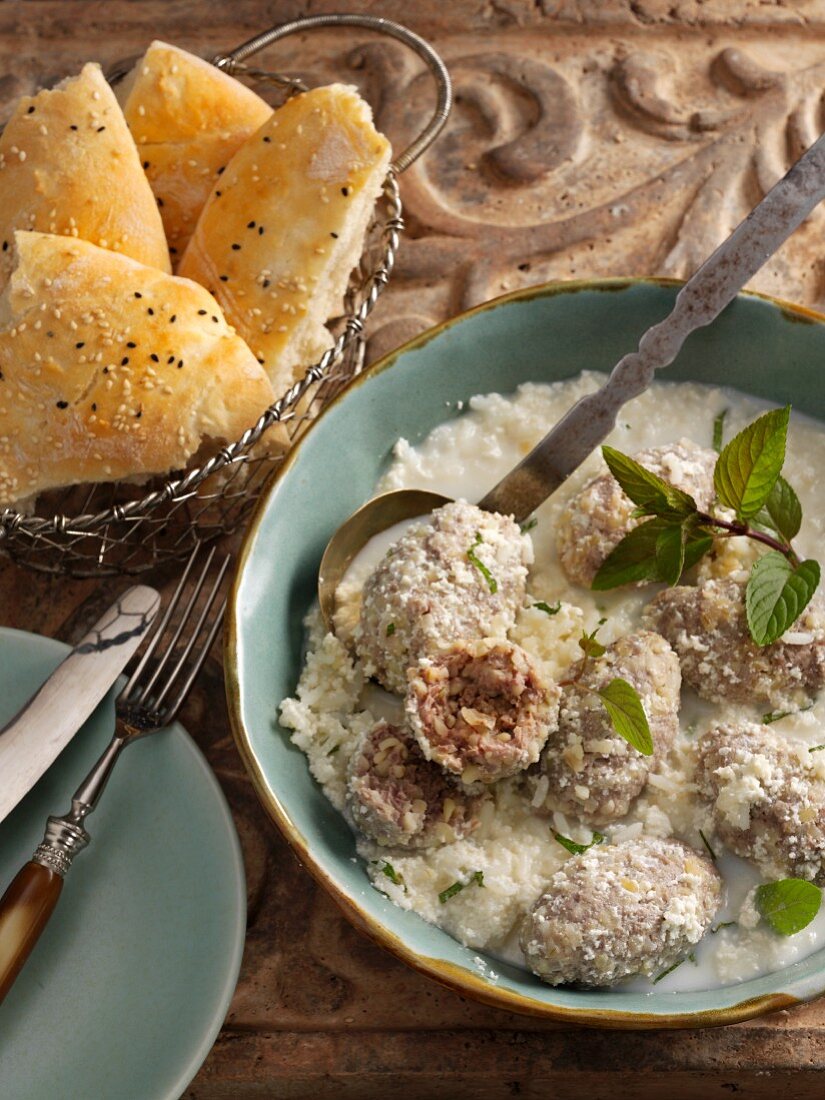 Turkish meatballs in yoghurt