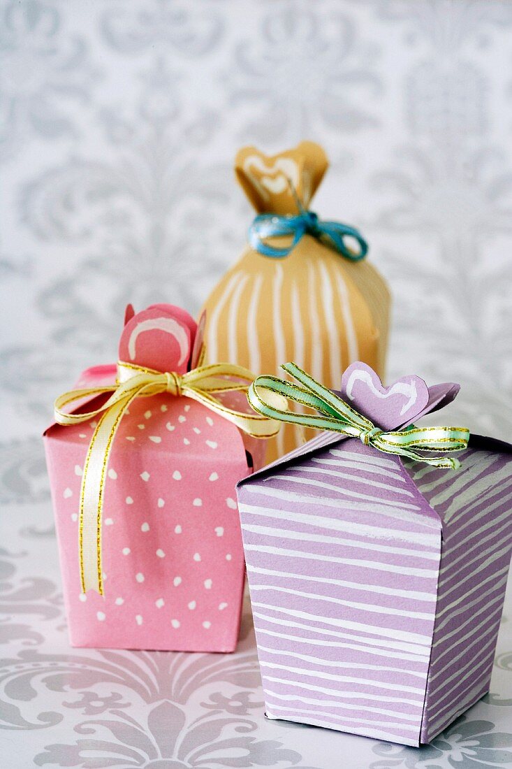 DIY gift packaging on patterned wall paper