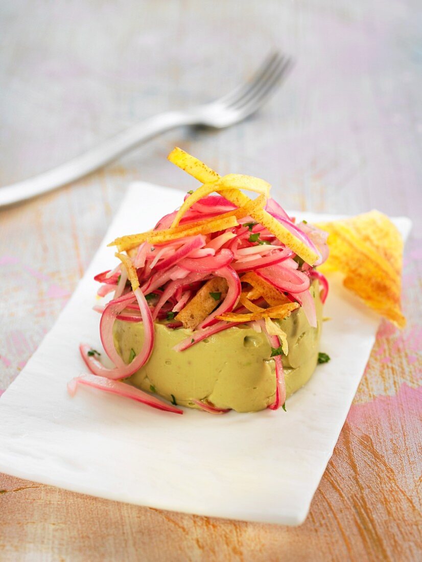 Avocado timbale with red onion