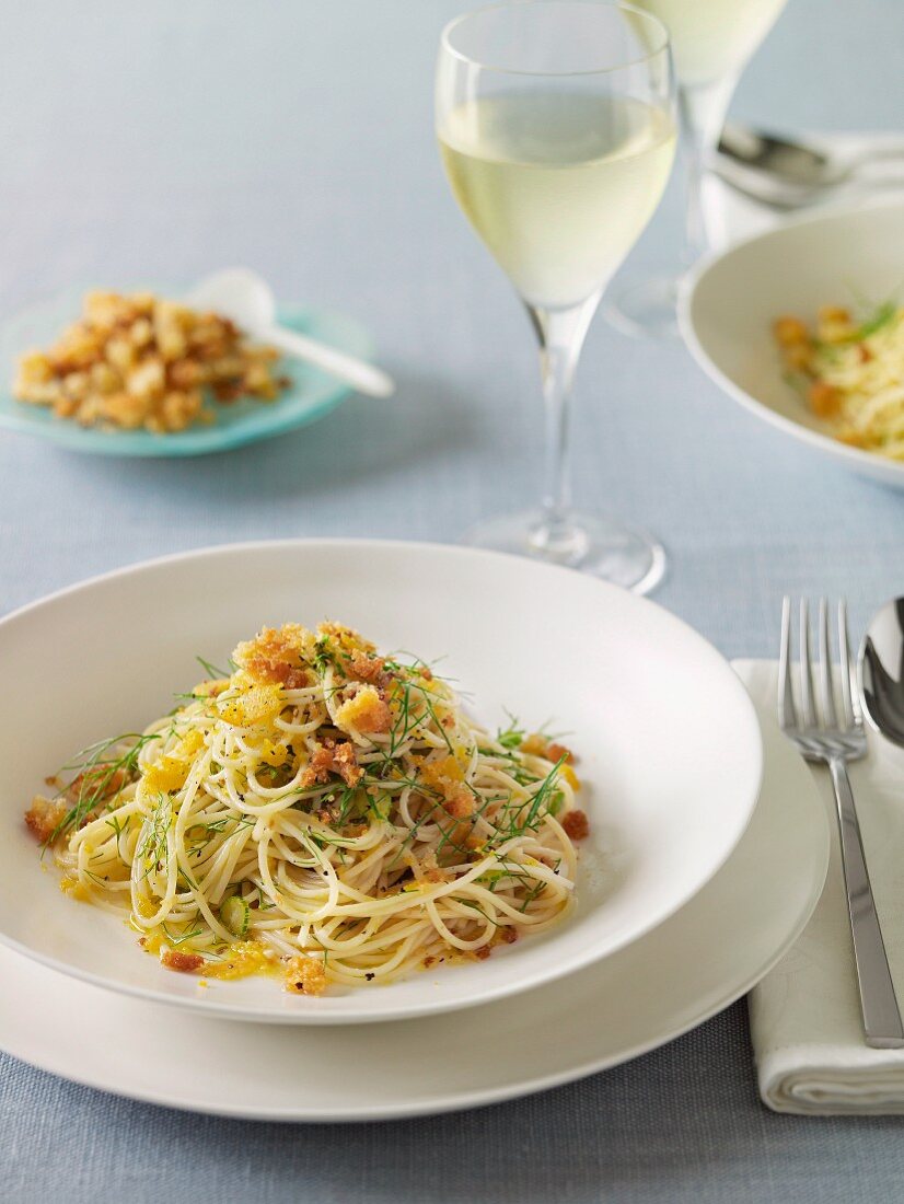 Spaghettini con la bottarga (Nudeln mit Fischrogen & Fenchel)