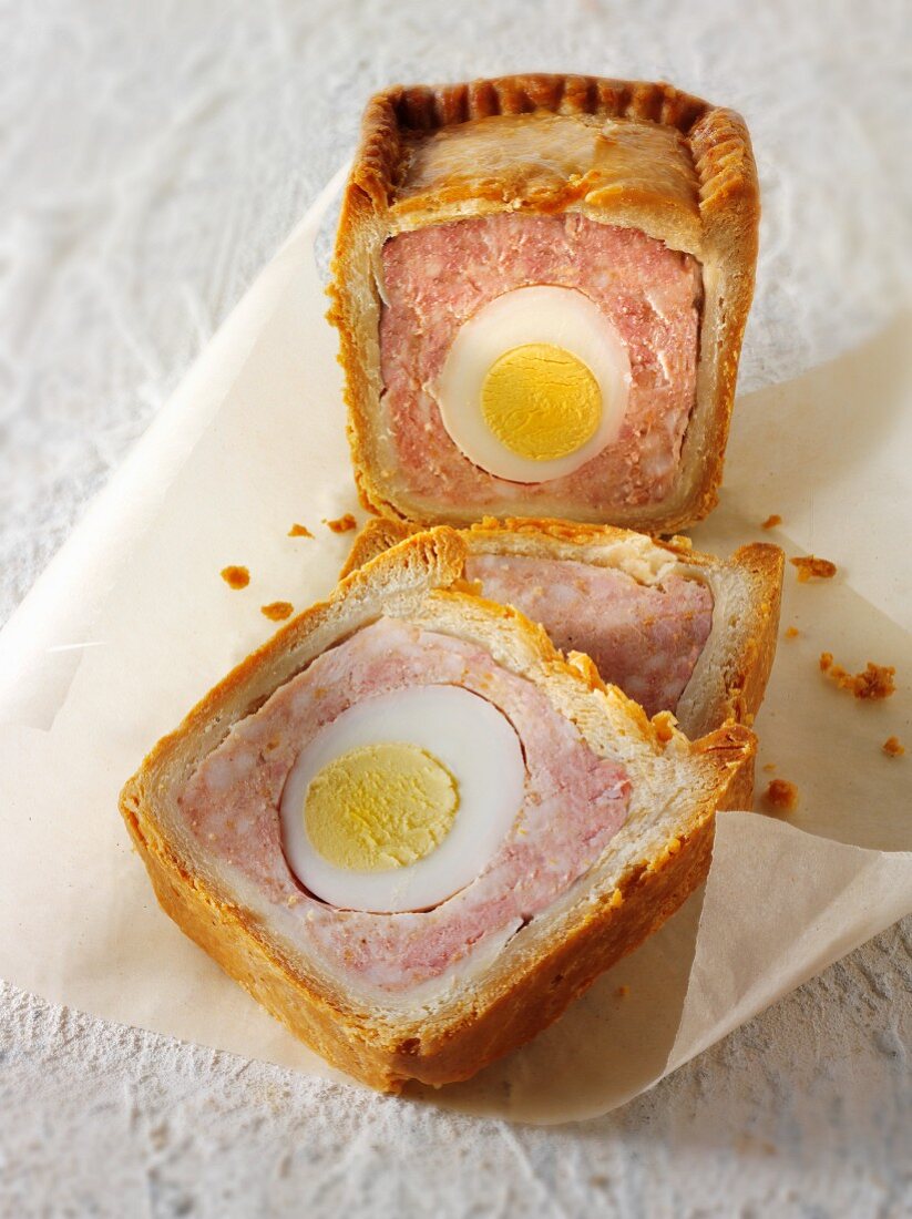 Ham and egg pie