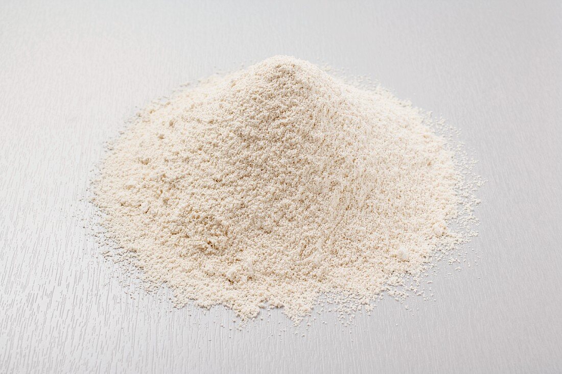 A pile of chestnut flour
