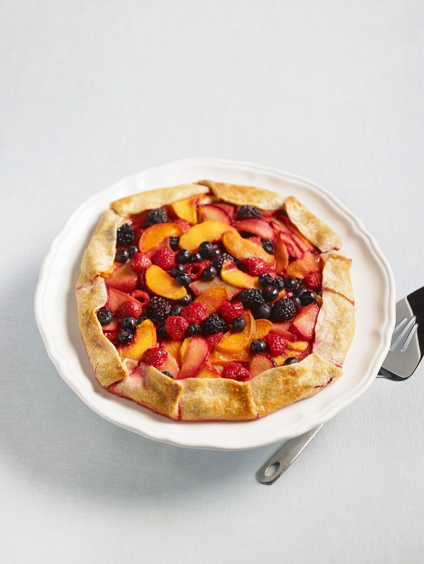 Whole Peach and Berry Tart