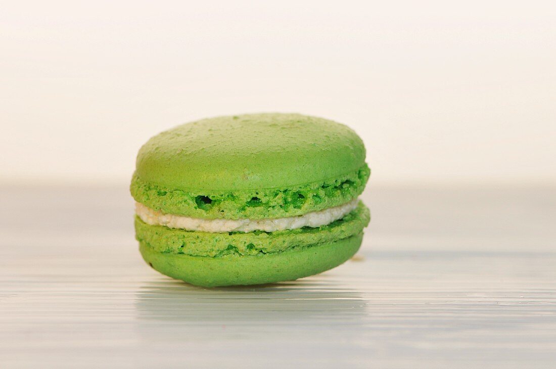 Ein Pistazien-Macaron