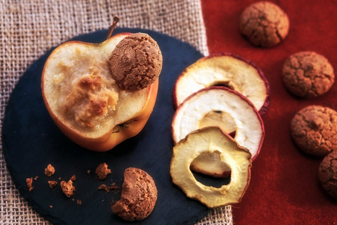 Stuffed baked apples with amaretti and marzipan
