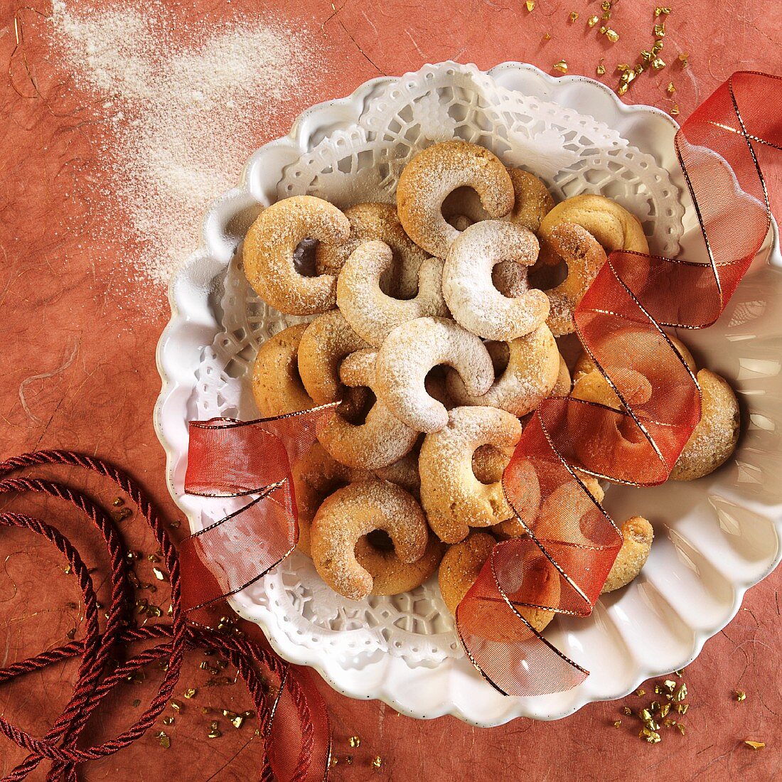 Festive Vanillekipferl (cresent-shaped vanilla biscuits)