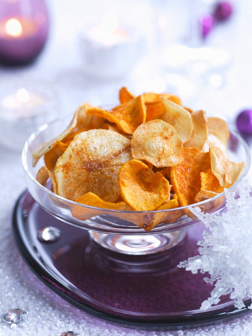 Knusprige Gemüsechips (weihnachtlich)