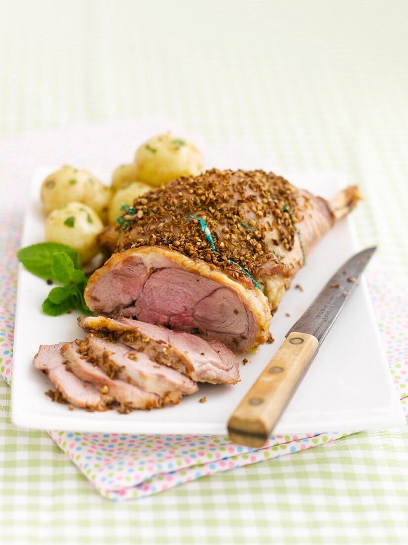 Leg of lamb with a crust