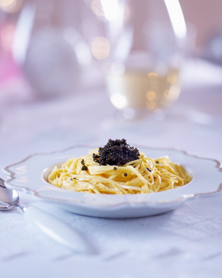 Spaghetti with caviar