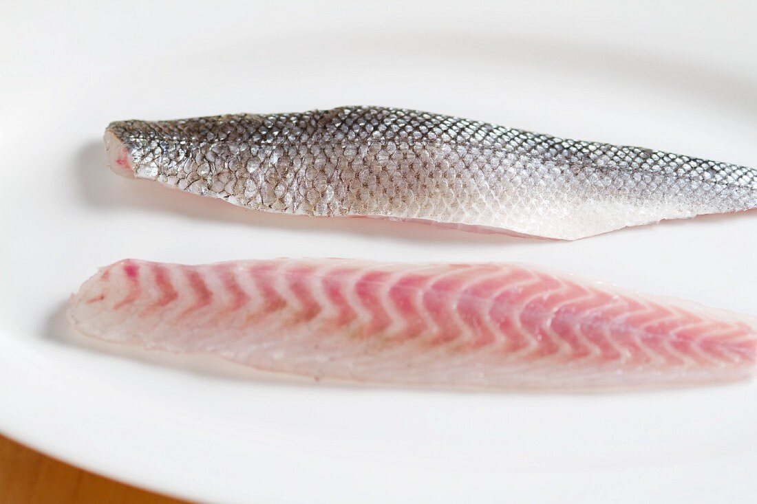 Bass fillets, with and without skin