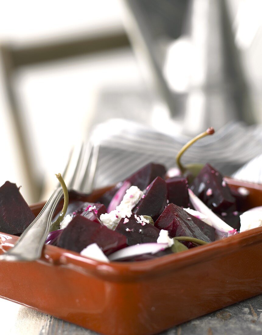 Beetroot salad with sheep's cheese and capers