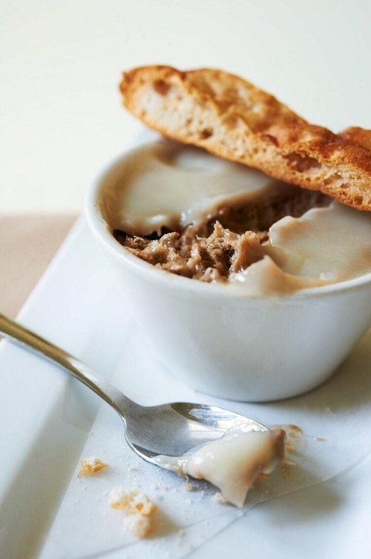 Schweinerillette mit Brot