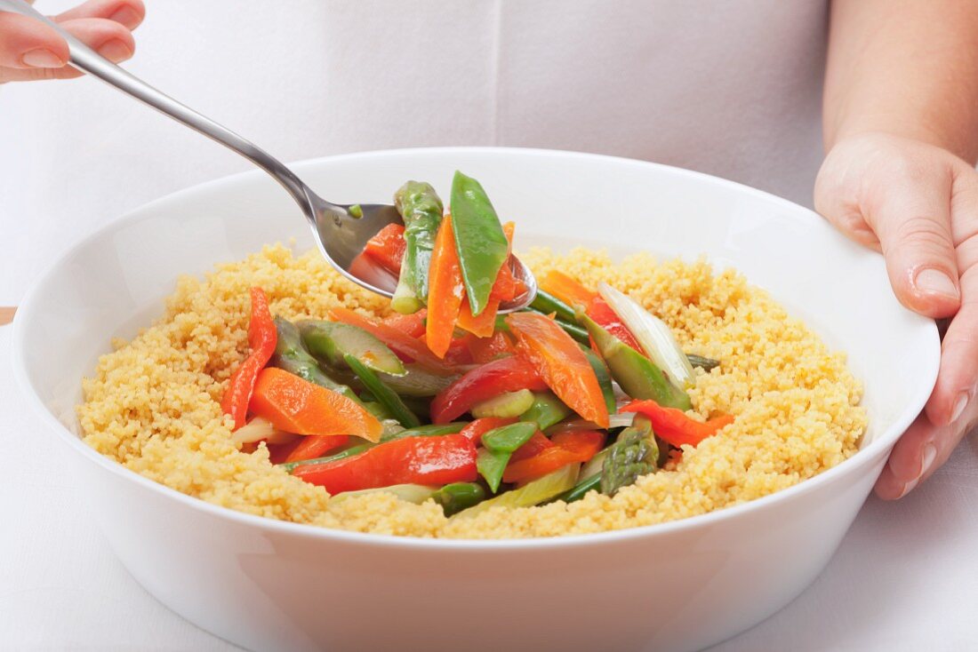 Couscous with colourful vegetables