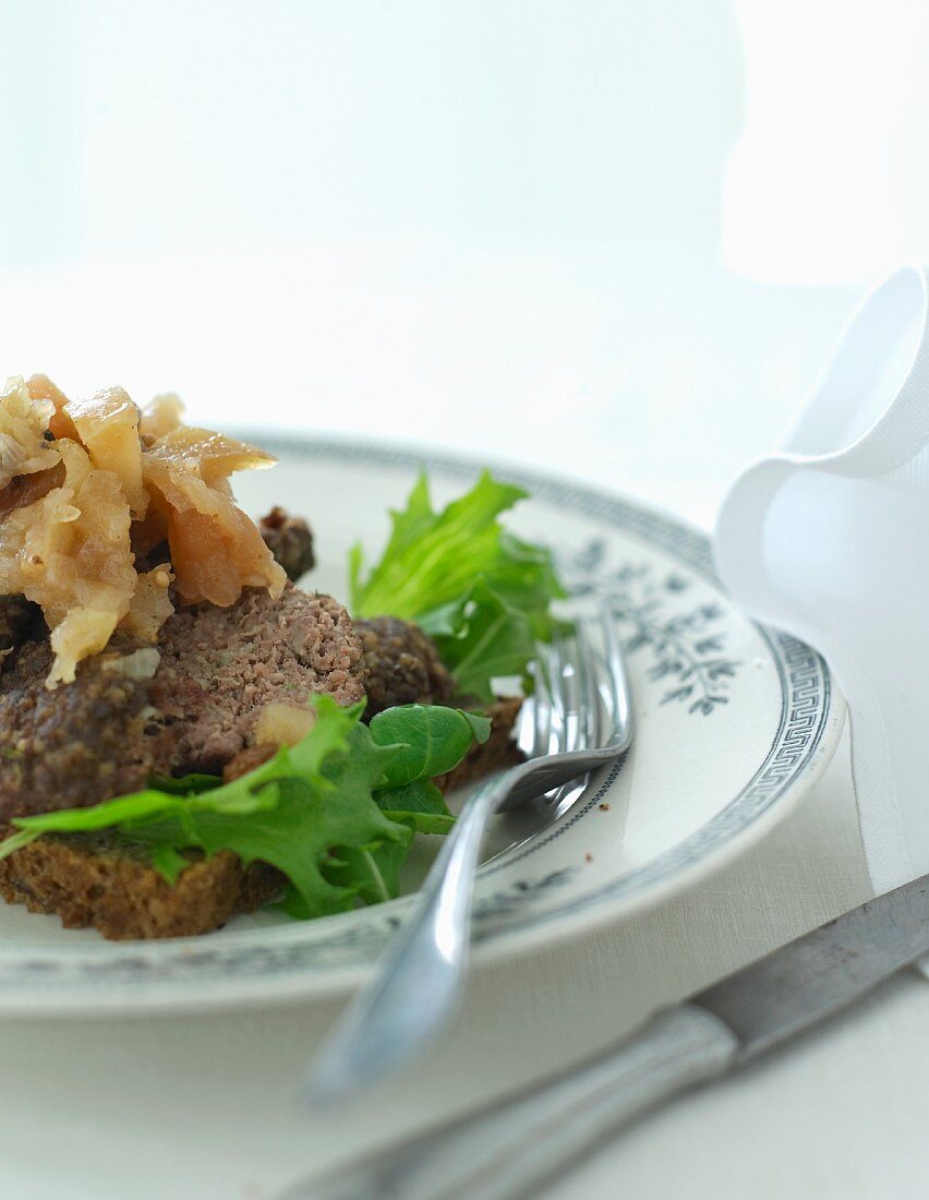 Meat loaf with apple chutney