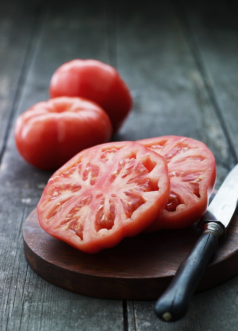 A sliced beef steak tomato