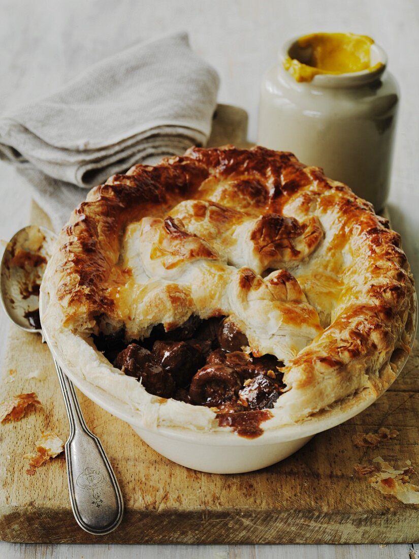 Steak And Kidney Pie License Images 11052649 Stockfood
