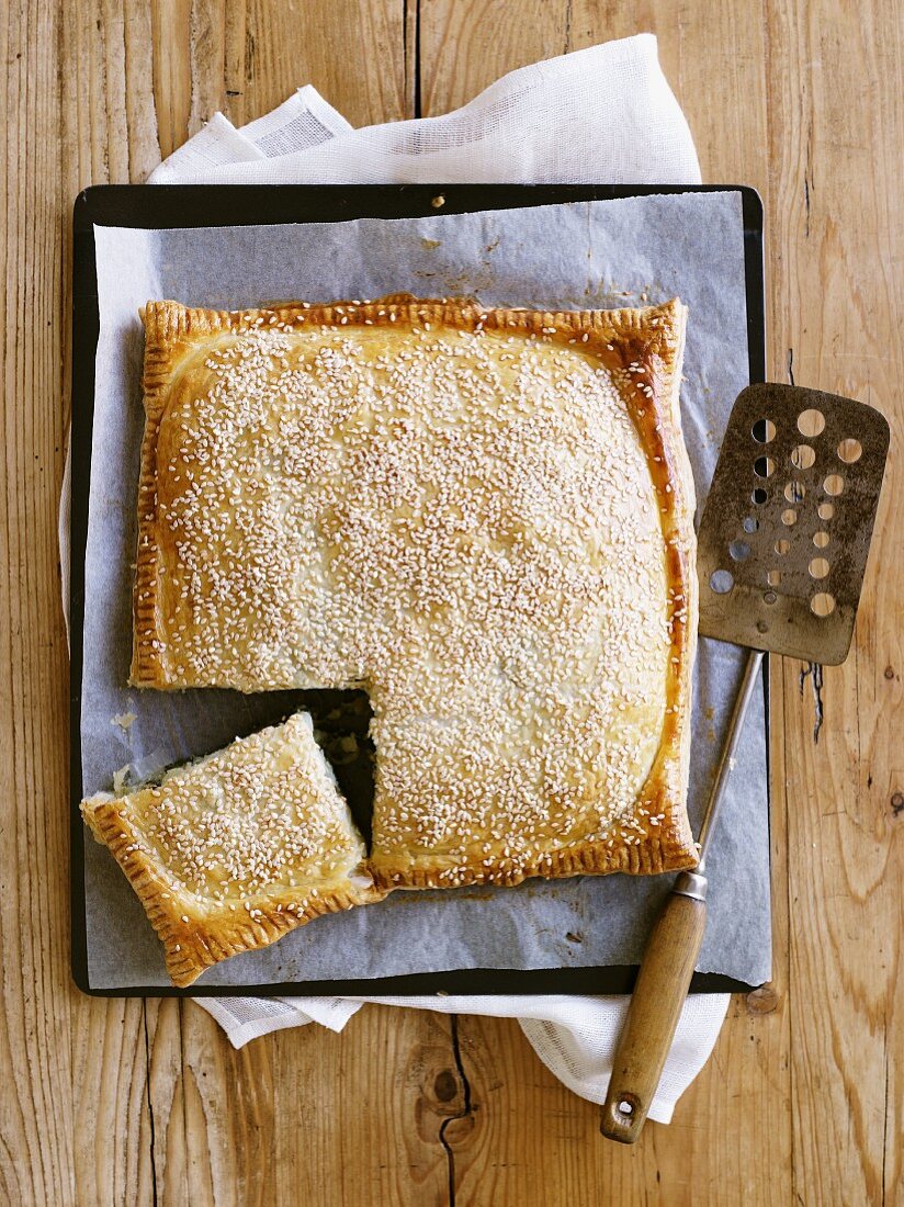 Spinach pie with sesame seeds