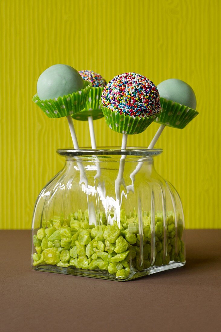 Cake pops with green paper cases