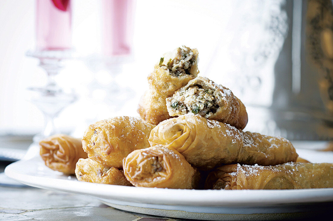 Ouarqa pastry rolls filled with lamb