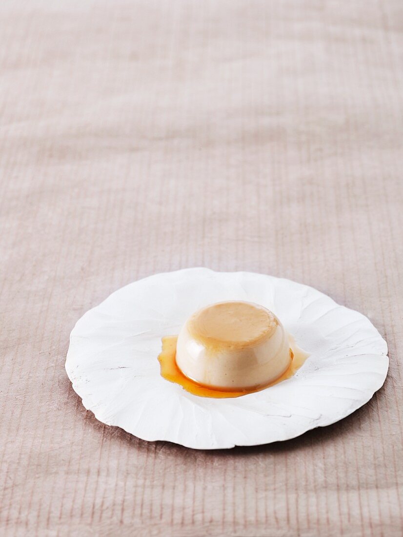 A gingerbread creme caramel