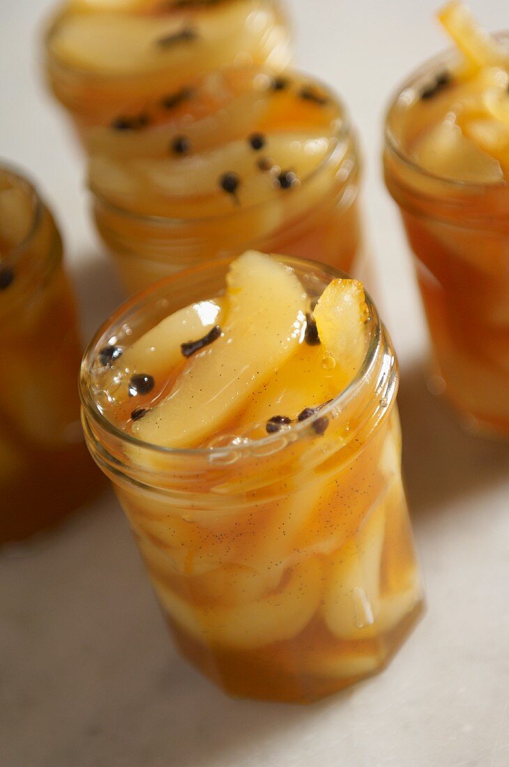 Sweet-and-sour preserved pears