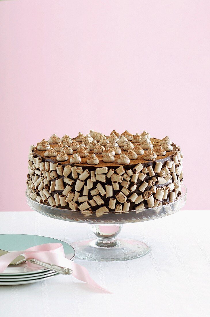 Schokoladen-Baiser-Torte