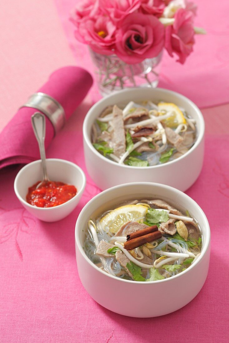 Rice noodle soup with beef and bean sprouts