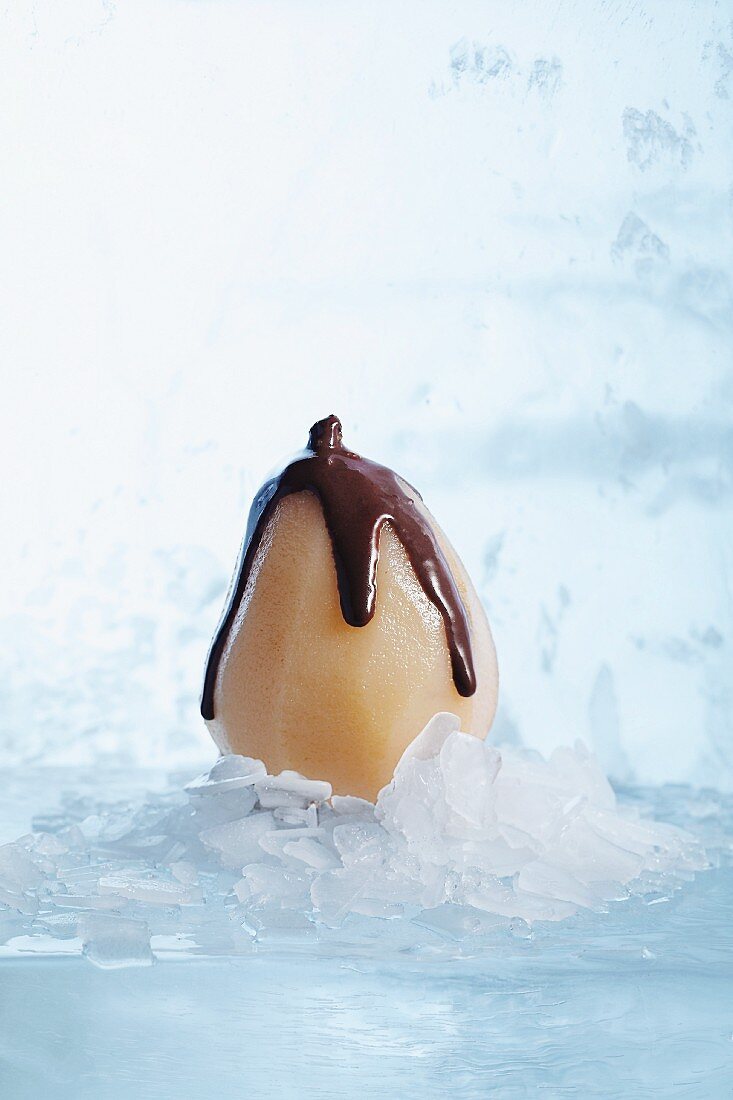 Pear helene with chocolate sauce