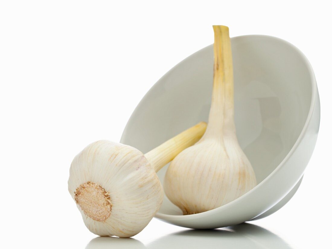 Argentinian garlic in a bowl