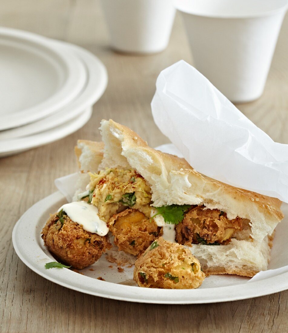 Falafel mit Fladenbrot