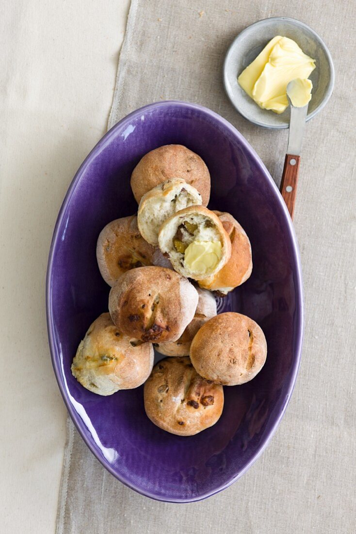 Brötchen gefüllt mit Esskastanien & Blauschimmelkäse (Aufsicht)