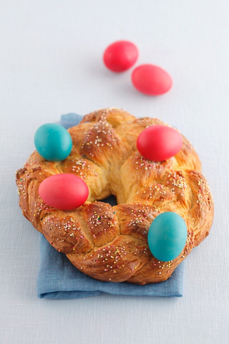 A bread wreath with Easter eggs
