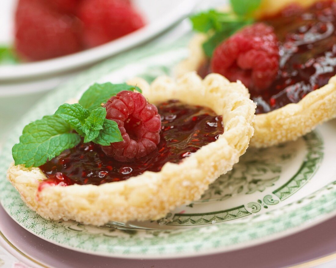 Raspberry tartlets