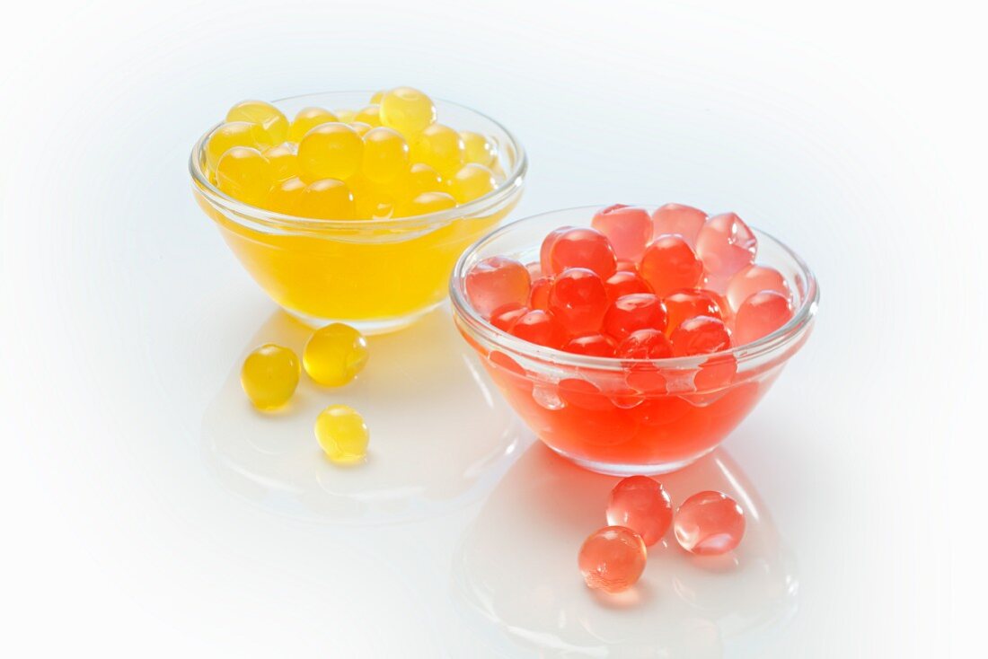 Coloured cornflour balls for bubble tea