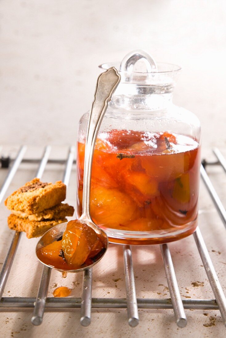 Peach compote with cloves