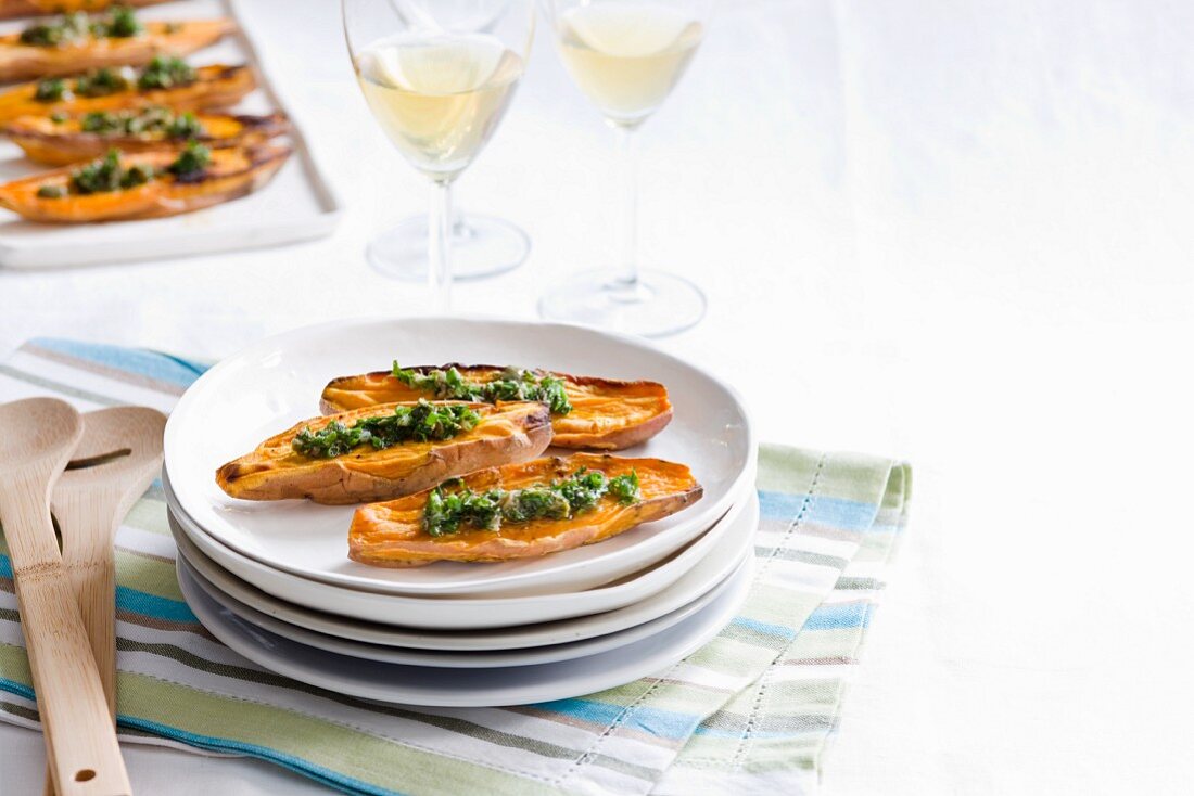 Oven-baked sweet potatoes with herbs