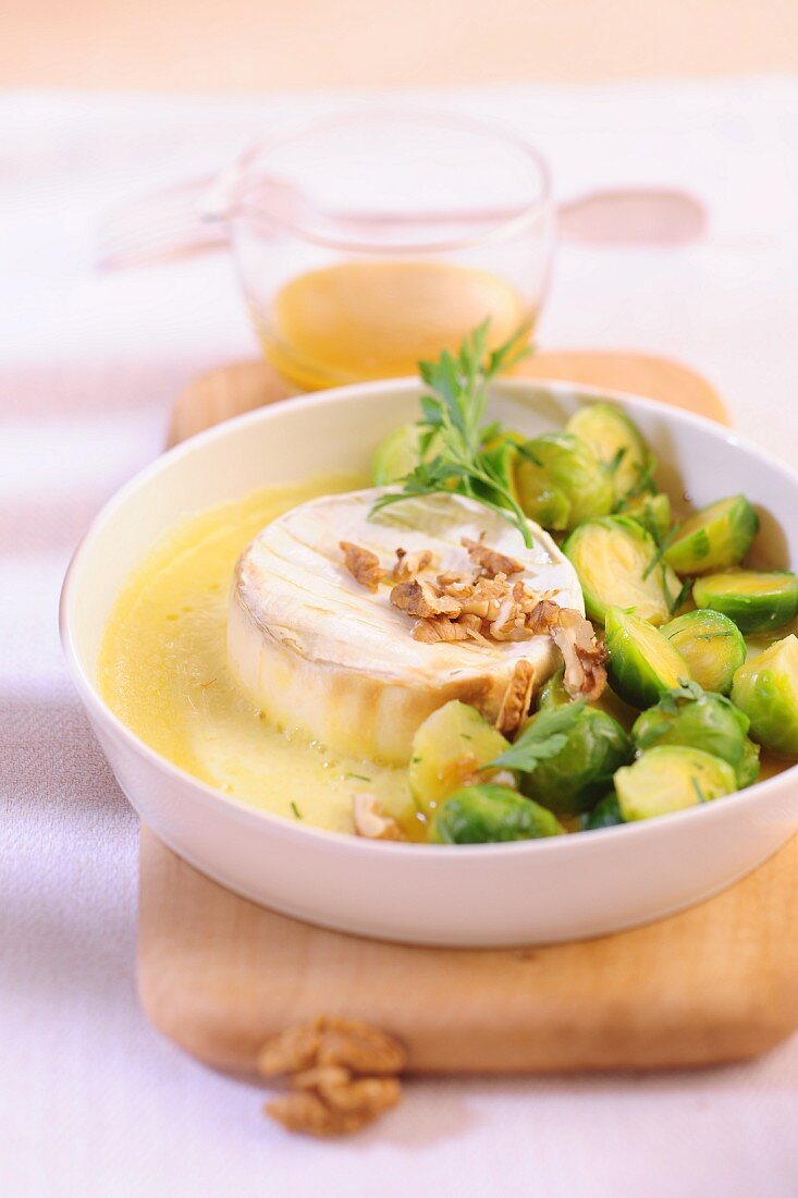 Camembert with walnuts and Brussels sprouts