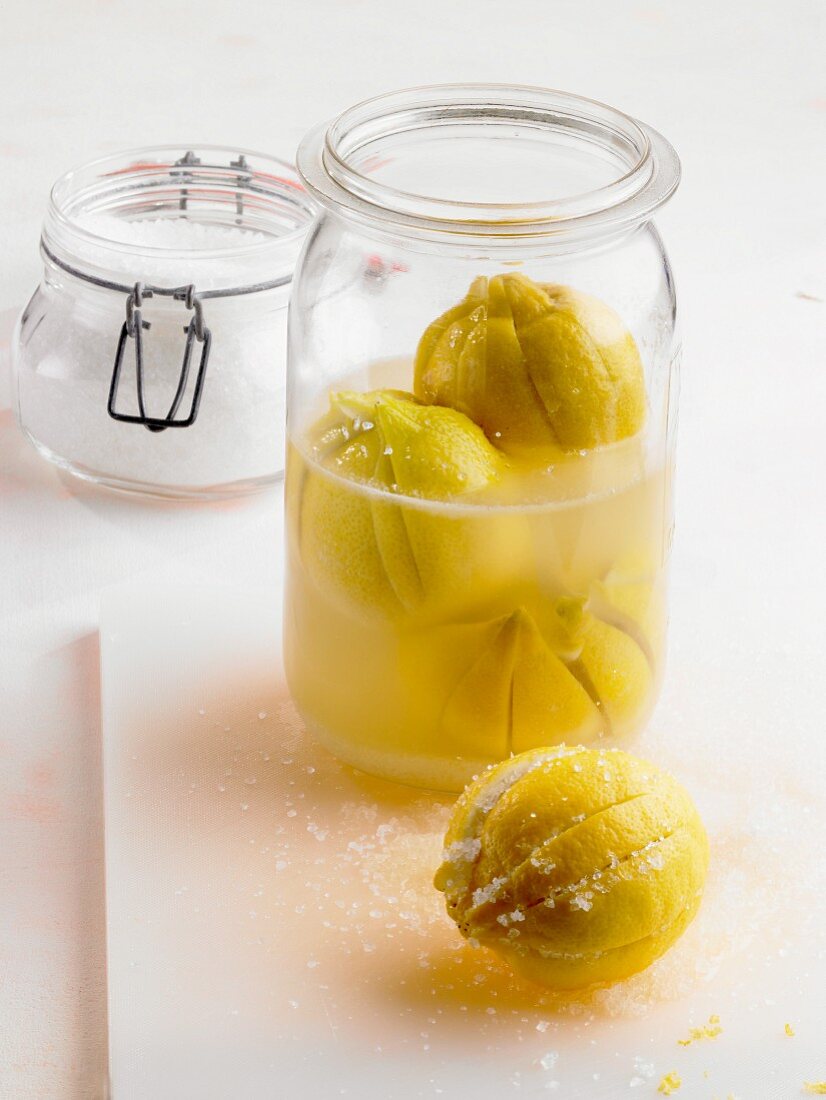 Salt-pickled lemons