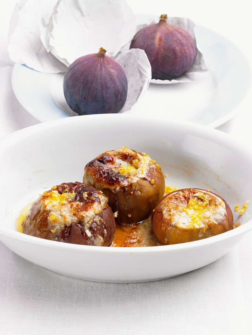 Figs filled with Gorgonzola