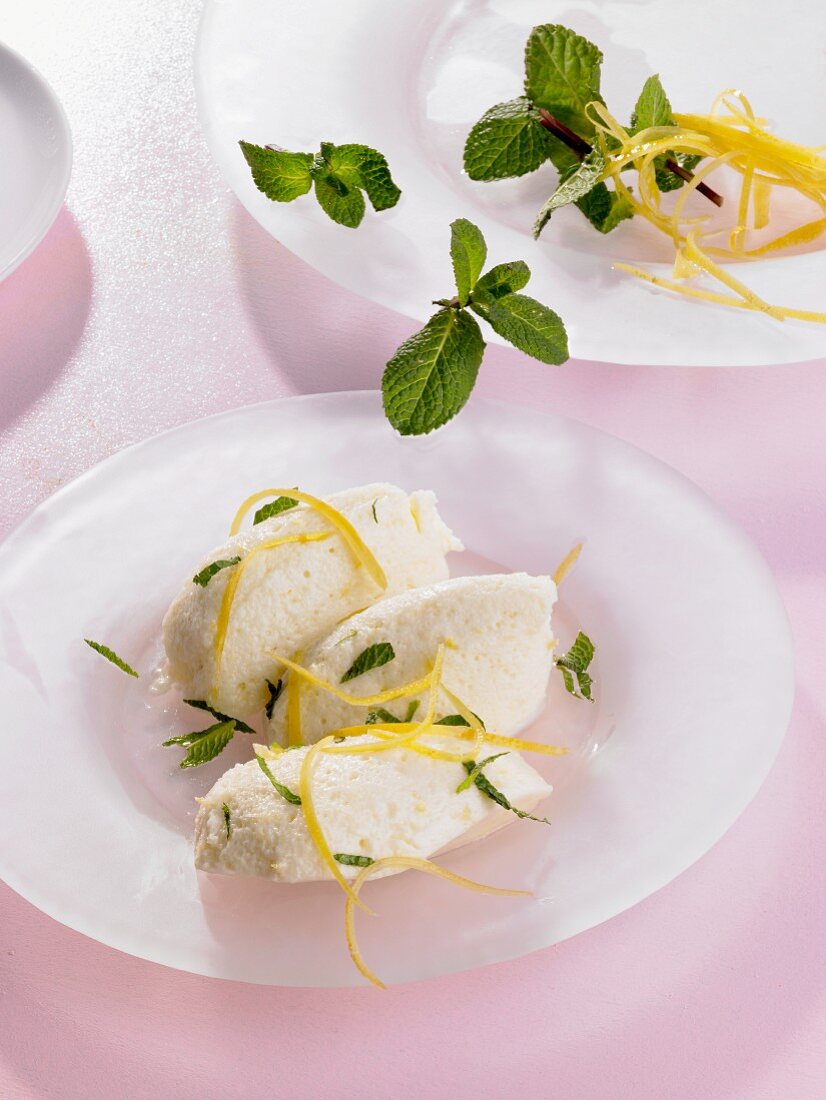 Lemon mousse with mint