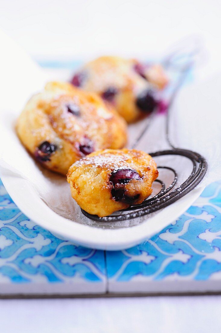 Ricotta doughnuts with cherries