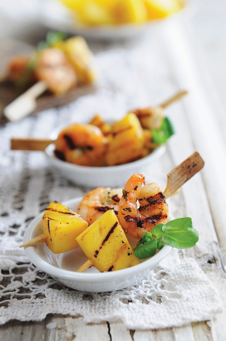 Grillspießchen mit Garnele & Ananas