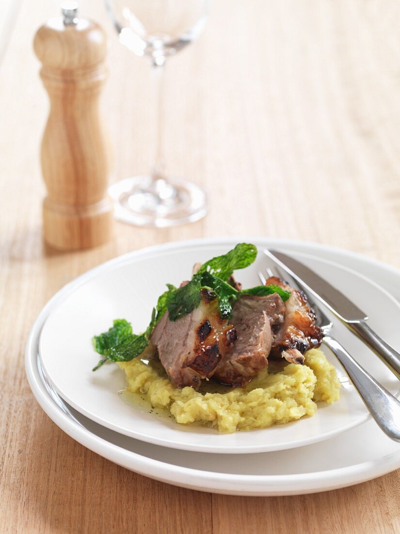 Lamb with mashed sweet potatoes and mint