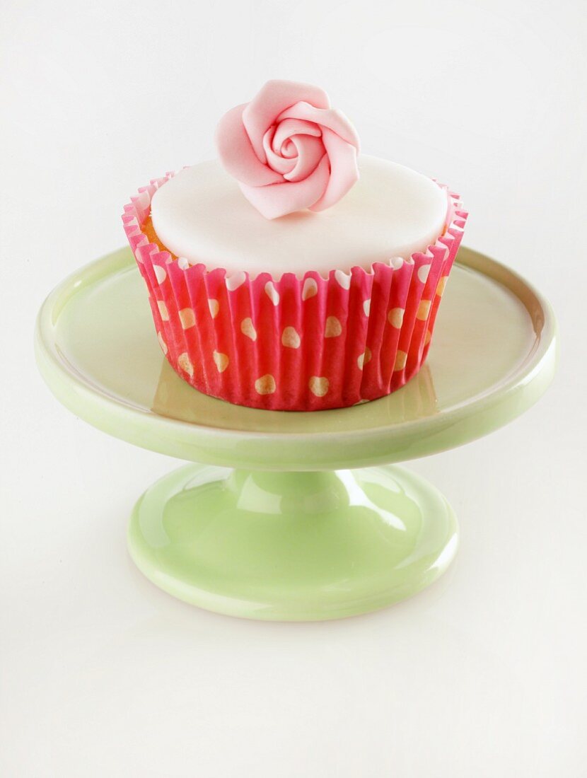 Cupcake mit Zuckerrose