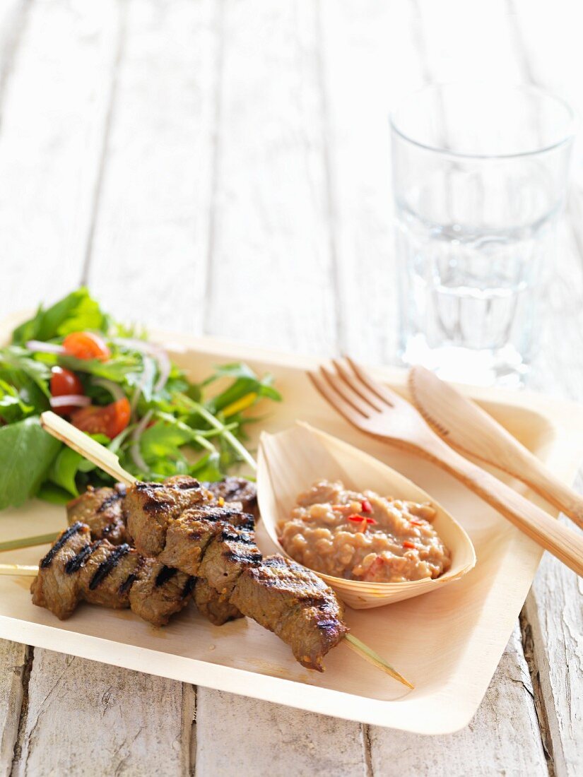 Grilled beef kebabs with sate sauce