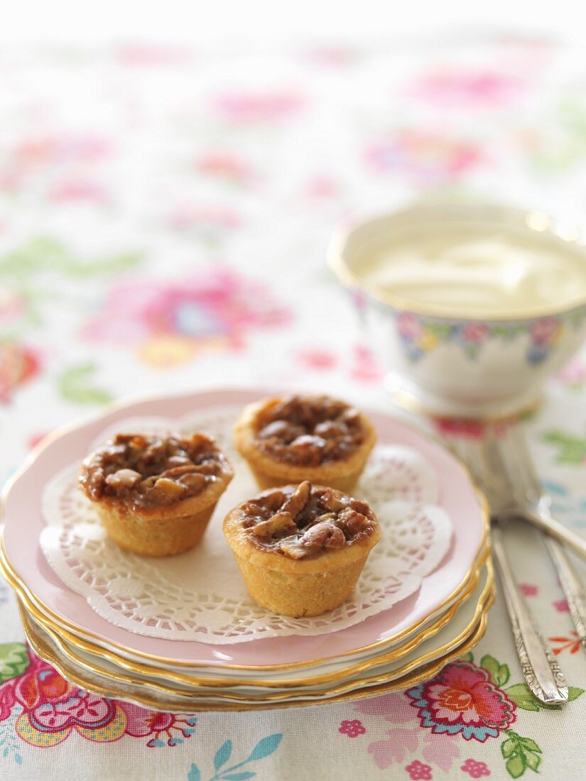 Pecan nut tartlets