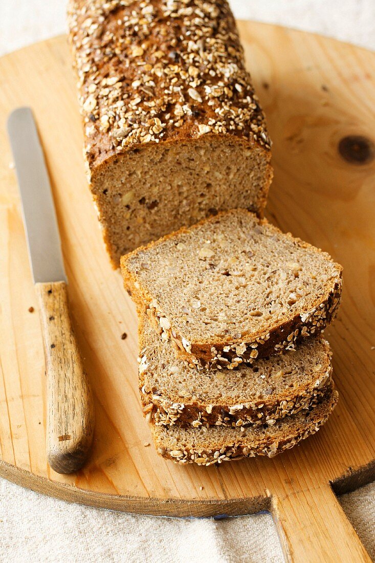 Wholemeal bread, sliced